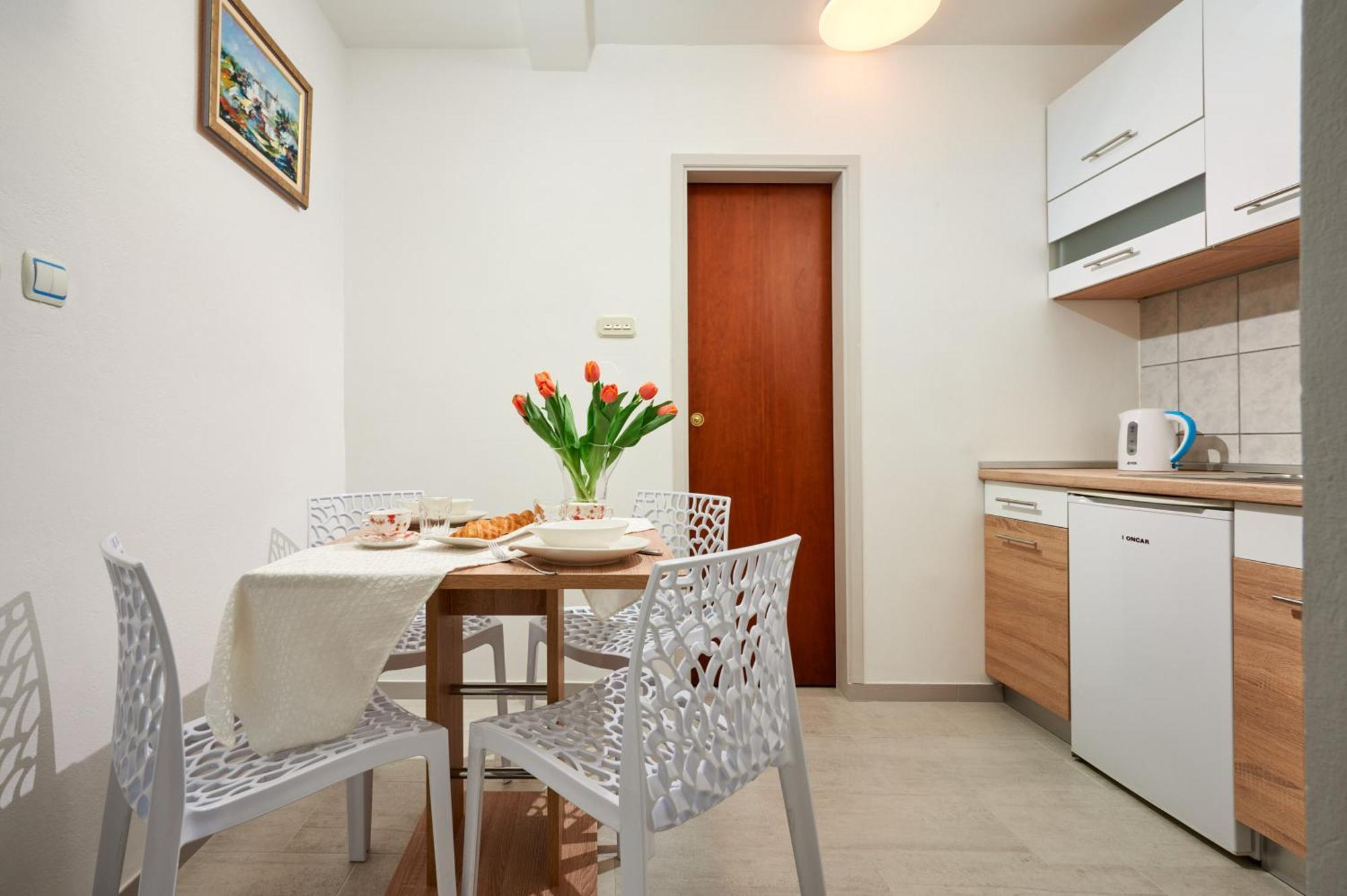 Apartment Sapa Split Exterior photo